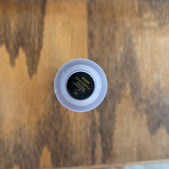 Light Jouer Concealer (snow) - Picture 2 of 2